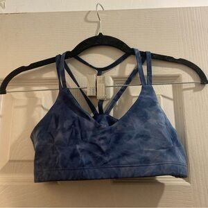 Beyond Yoga Show Bra in Blue Tie-Dye - Size Small